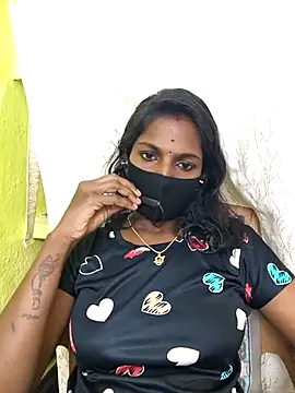 Snapshot of Honey_rosetamil chatting on 07/01/26, 06:25 Honey rosetamil online show from 07/01/26, 06:25
