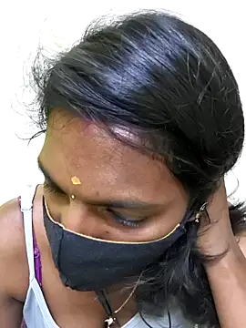 Honey rosetamil online show from 04/15/26, 06:01