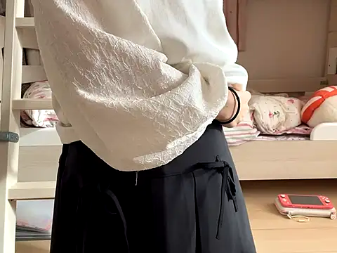 sora 033 online show from 11/18/25, 04:27