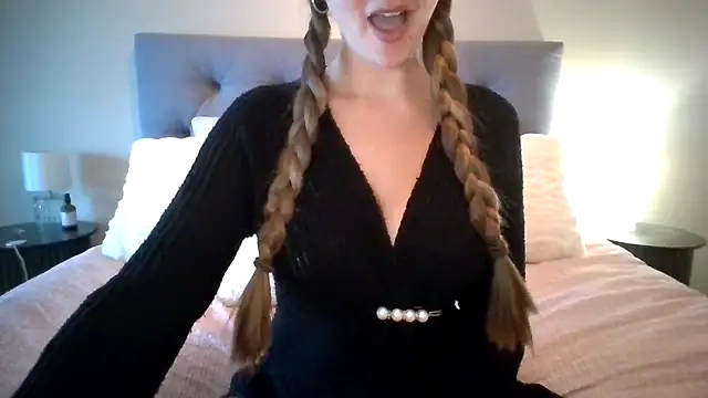 TaylorWest62 online show from 10/21/25, 12:48