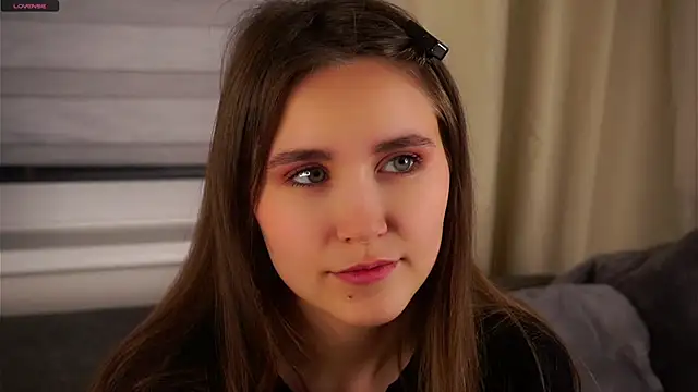 EthalFlowers online show from 11/25/25, 01:06