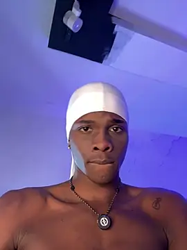 Brycce santos online show from 12/22/25, 05:13