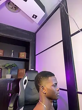 Brycce santos online show from 11/05/25, 04:54