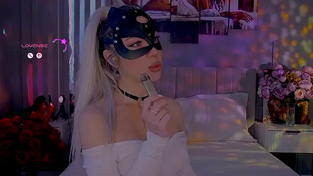 black cat-11 online show from 03/02/26, 07:37