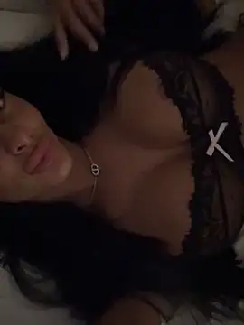 AriannaIsabellax online show from 10/29/25, 05:39