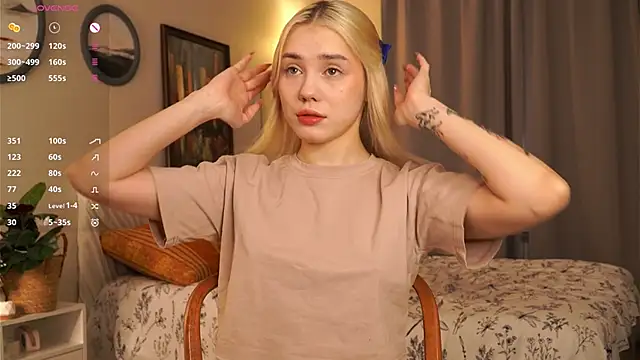 LilianBenskin online show from 12/04/25, 06:45