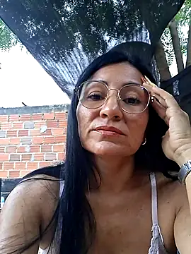 Snapshot of maturexxxnaughty chatting on 07/06/26, 11:39 maturexxxnaughty online show from 07/06/26, 11:39