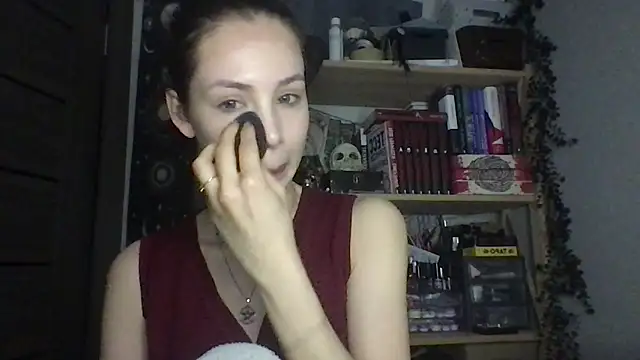 Yuna5343 online show from 04/07/26, 07:37