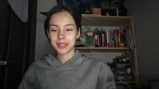 Yuna5343 online show from 10/03/25, 09:27