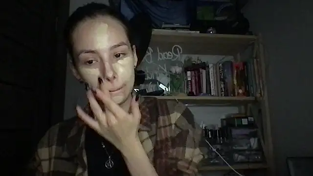 Yuna5343 online show from 10/10/25, 09:15