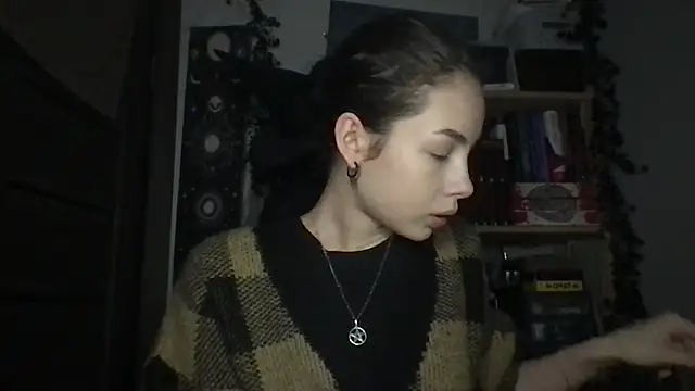 Yuna5343 online show from 03/31/26, 09:17