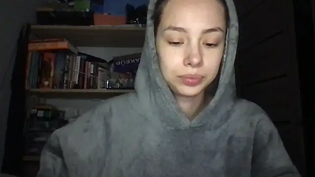 Yuna5343 online show from 11/22/25, 09:24