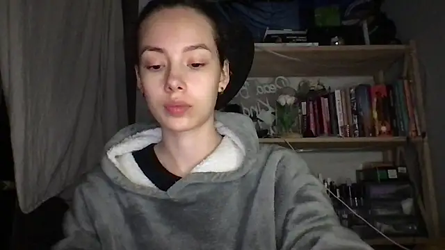 Yuna5343 online show from 10/06/25, 08:53