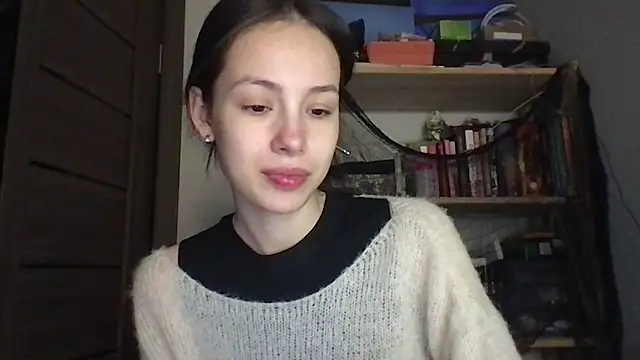 Yuna5343 online show from 11/08/25, 08:56