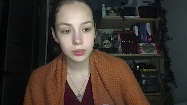 Yuna5343 online show from 04/08/26, 07:48