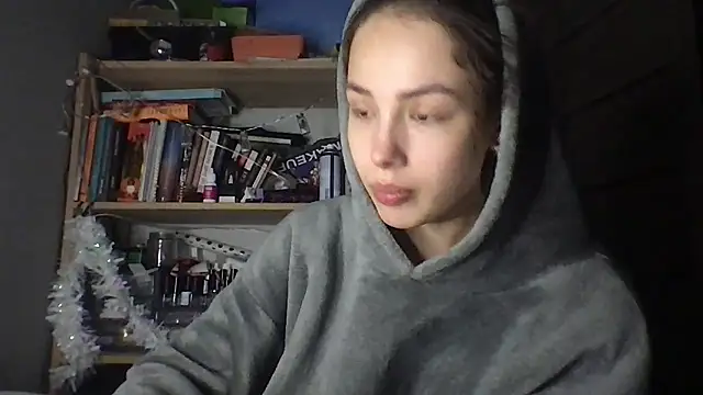 Yuna5343 online show from 01/13/26, 11:08