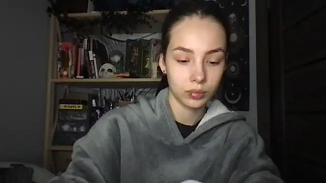 Yuna5343 online show from 02/12/26, 08:52