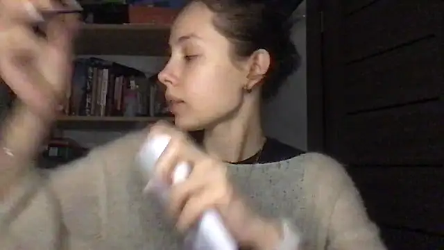 Yuna5343 online show from 11/11/25, 10:26