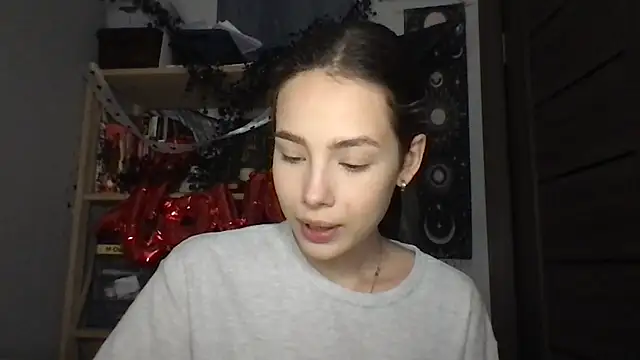 Yuna5343 online show from 02/17/26, 10:18