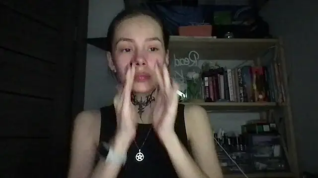 Yuna5343 online show from 10/11/25, 08:43