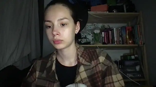 Yuna5343 online show from 10/07/25, 07:59