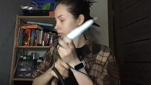 Yuna5343 online show from 12/20/25, 08:22