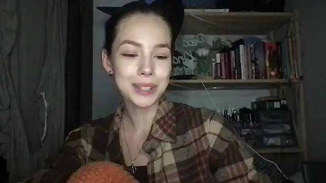 Yuna5343 online show from 09/22/25, 10:38