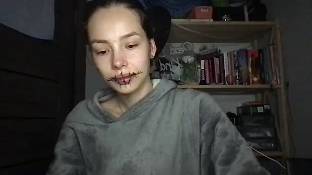 Yuna5343 online show from 09/30/25, 10:16