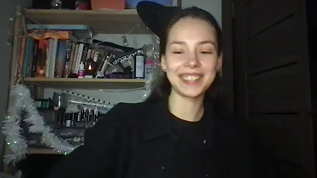 Yuna5343 online show from 01/06/26, 08:24