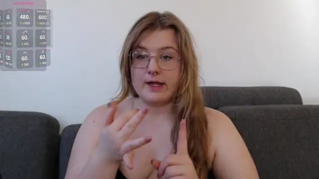 AgnesRoseCams online show from 03/19/26, 11:21