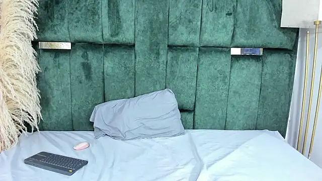 Snapshot of Chloe_jackson25 chatting on 01/16/26, 06:34 Chloe jackson25 online show from 01/16/26, 06:34