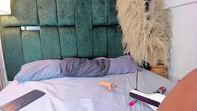 Snapshot of Chloe_jackson25 chatting on 02/19/26, 06:38 Chloe jackson25 online show from 02/19/26, 06:38