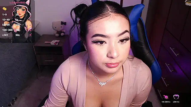 Snapshot of Angela_elliss1 chatting on 02/17/26, 12:41 Angela elliss1 online show from 02/17/26, 12:41