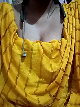 kaviyaponnu0987 online show from 05/03/26, 08:23
