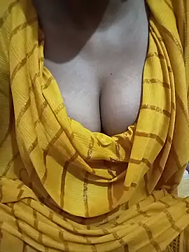 kaviyaponnu0987 online show from 06/01/26, 07:46