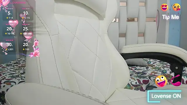 Snapshot of Katalina_red chatting on 09/11/25, 07:25 Katalina red online show from 09/11/25, 07:25