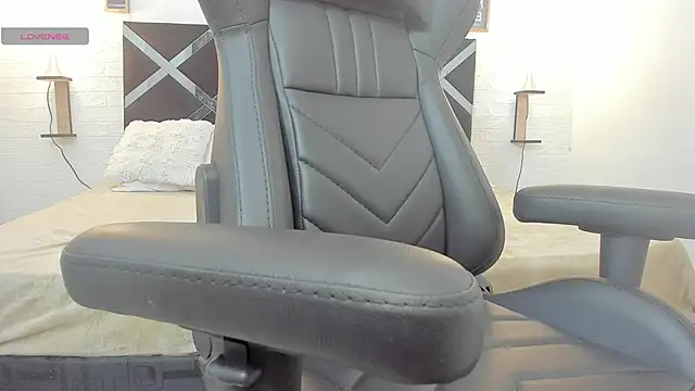 Snapshot of Katalina_red chatting on 09/26/25, 07:10 Katalina red online show from 09/26/25, 07:10