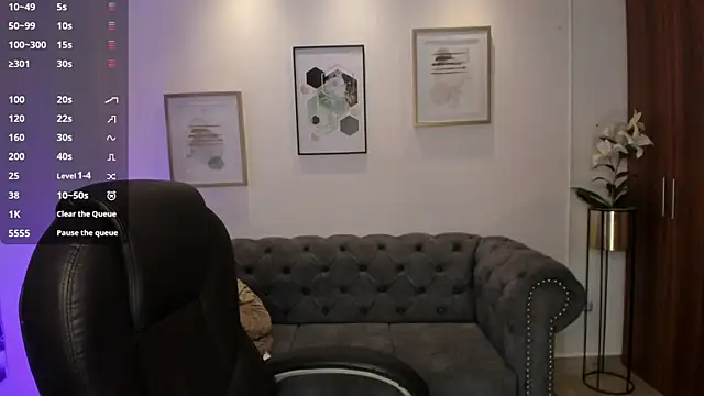 Madelin carter online show from 11/09/25, 04:22