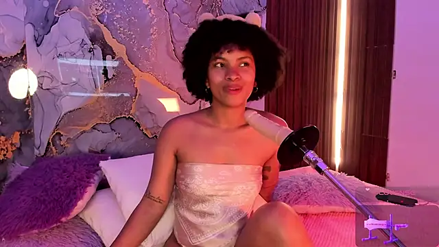 Lolalewis777 online show from 11/03/25, 02:28