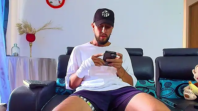 Snapshot of DaveSoldier chatting on 01/10/26, 05:30 DaveSoldier online show from 01/10/26, 05:30