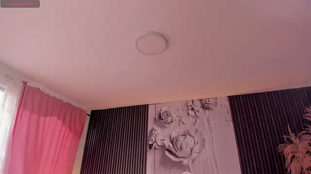 ShaniaDaniels online show from 04/04/26, 09:43