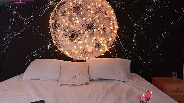 ShaniaDaniels online show from 11/24/25, 09:59