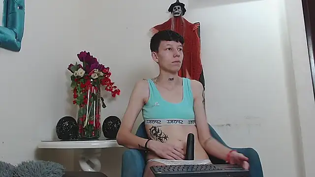 LiamBrown09 online show from 10/20/25, 07:14