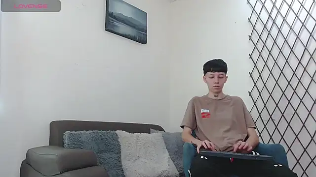 LiamBrown09 online show from 02/23/26, 07:36