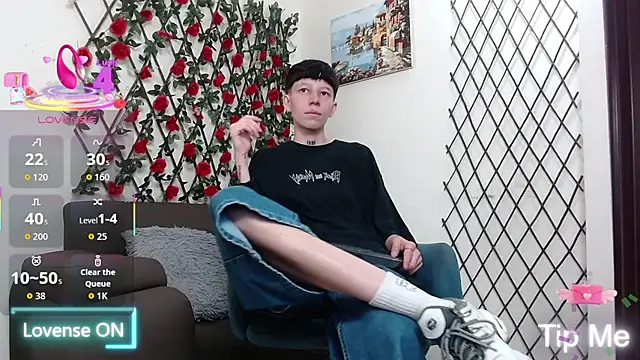 LiamBrown09 online show from 02/28/26, 07:24