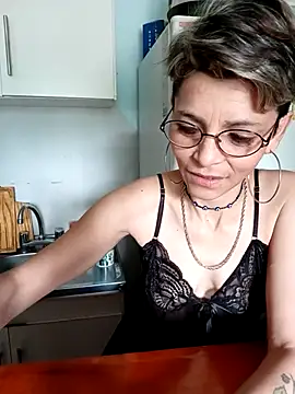 Lulypsicologasexual online show from 10/25/25, 03:23