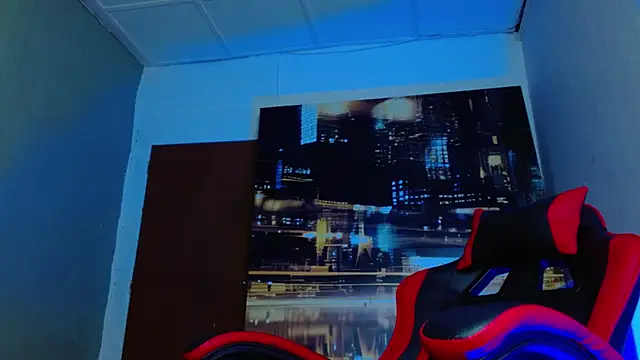 Snapshot of alexgiraldo__ chatting on 03/27/26, 12:17 alexgiraldo online show from 03/27/26, 12:17