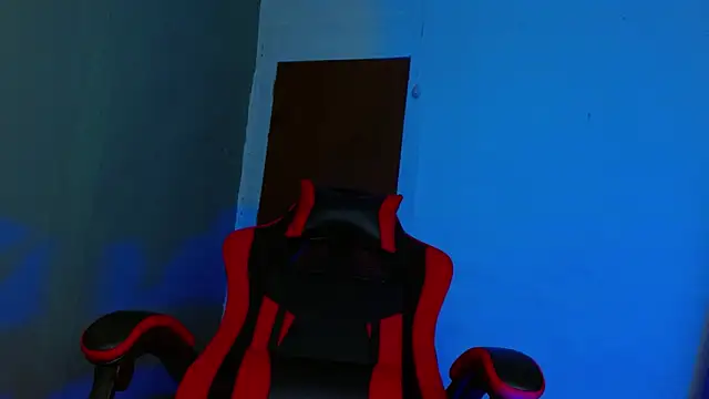 Snapshot of alexgiraldo__ chatting on 03/30/26, 10:50 alexgiraldo online show from 03/30/26, 10:50