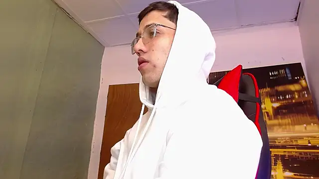 alexgiraldo   online show from 04/19/26, 12:28