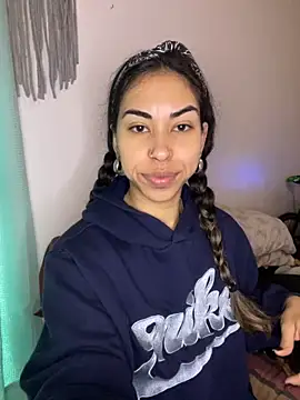 Snapshot of jessens144 chatting on 09/19/25, 05:50 jessens144 online show from 09/19/25, 05:50